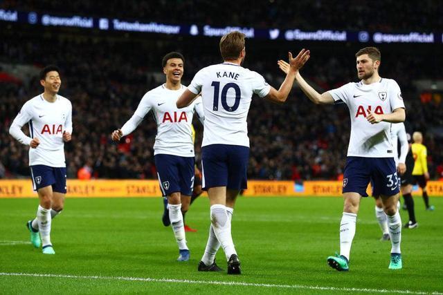 切尔西与18岁右后卫阿奇姆彭续约至2029年