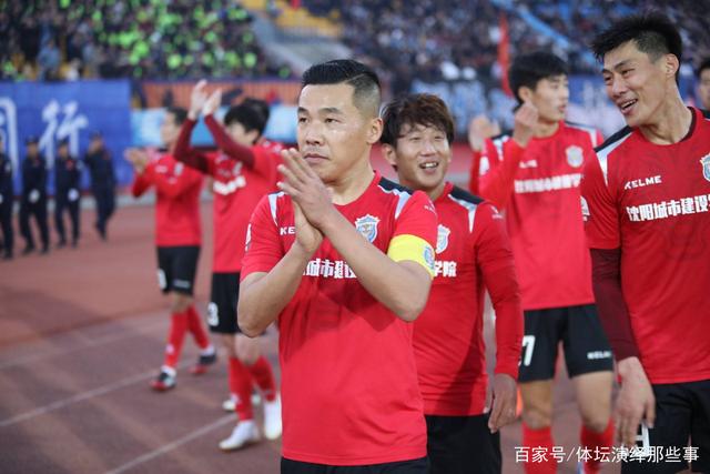 欧冠-弗拉霍维奇点射戴维破门 尤文图斯1-1里尔